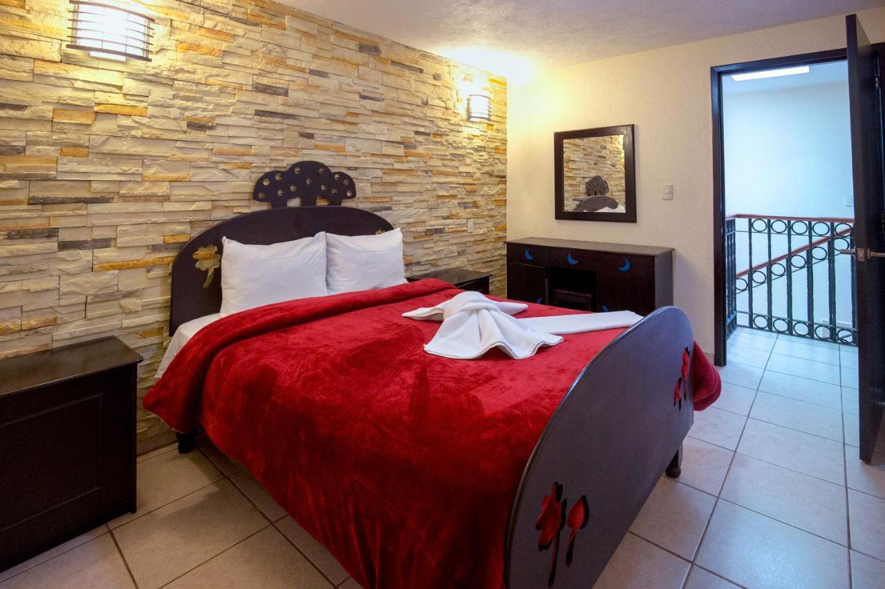 Hotel & Glamping Huasca Sierra Verde ウアスカ・デ・オカンポ エクステリア 写真
