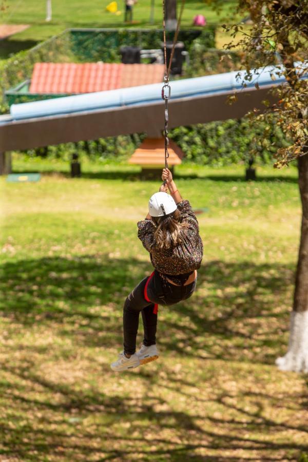 Hotel & Glamping Huasca Sierra Verde ウアスカ・デ・オカンポ エクステリア 写真