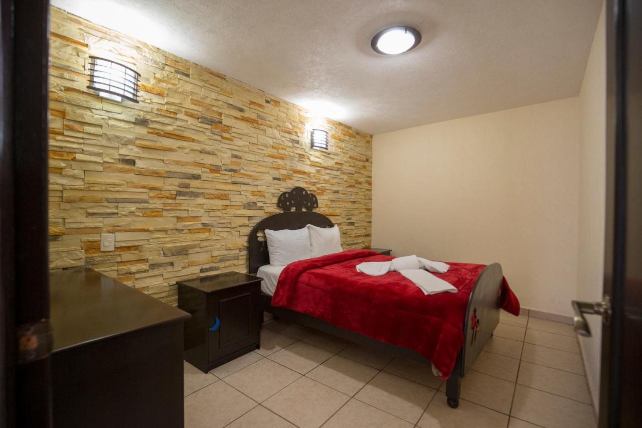 Hotel & Glamping Huasca Sierra Verde ウアスカ・デ・オカンポ エクステリア 写真